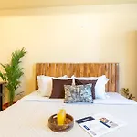 Homlee-Value 1 Br-Central Delhi-Terrace-View-Lift