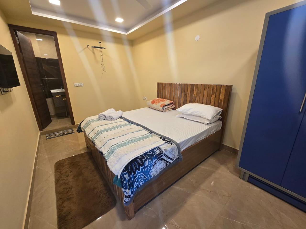 Apartment Homlee-value 1 Br-central Delhi-terrace-view-lift